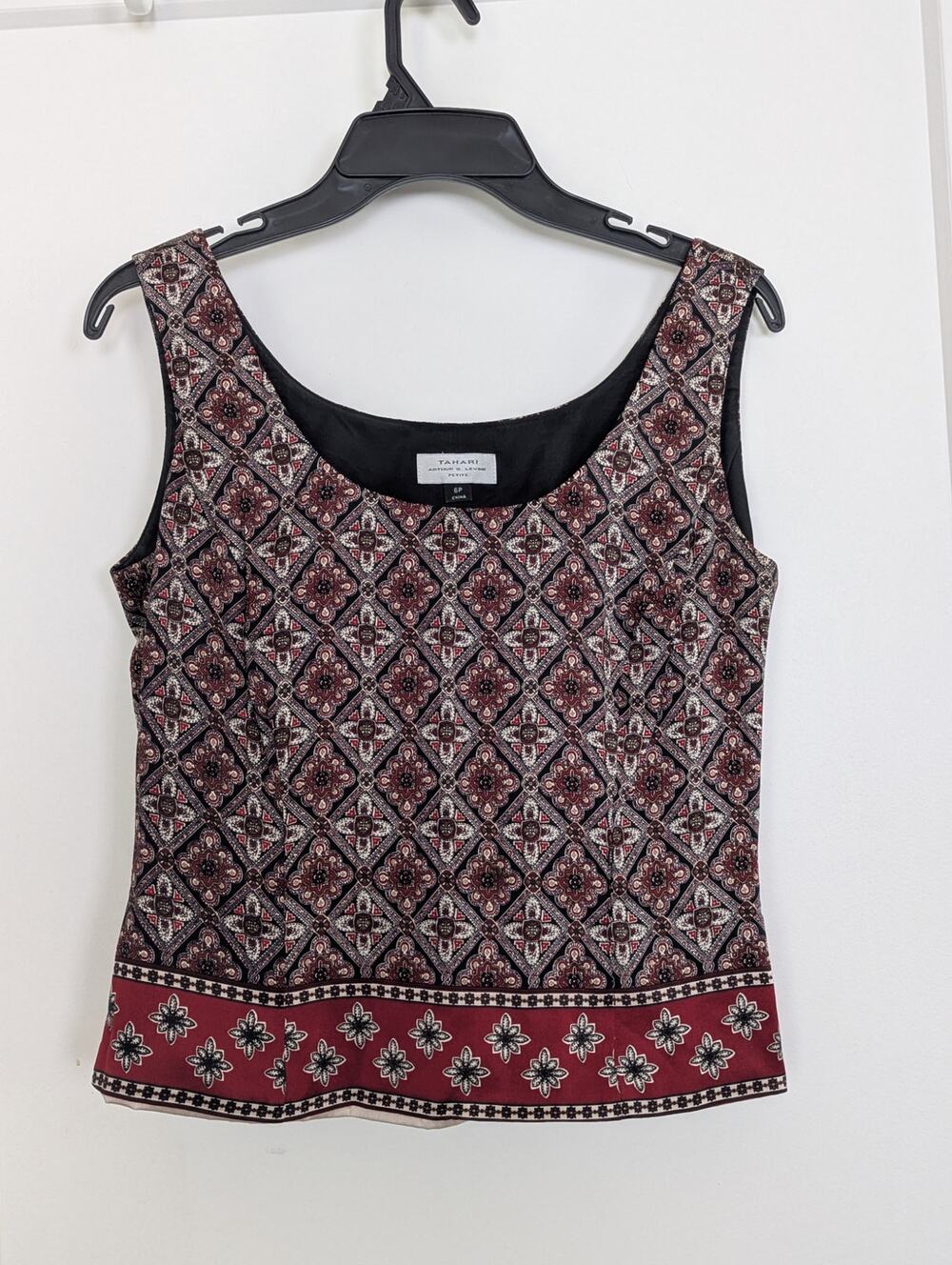 Tahari Arthur S. Levine Sz 6 Petite Silk Tank Top Red/Black/Cream Medallion